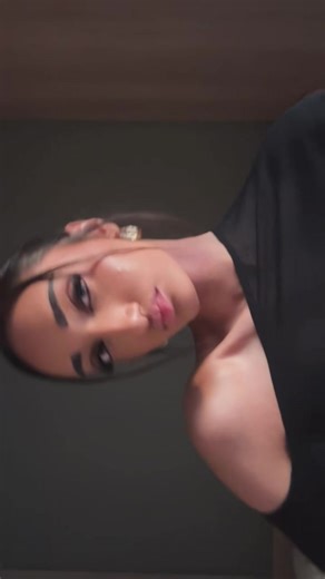 saniah (@saniah.aziz)’s videos with original sound - light