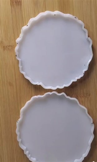 DIY Water Ripple Effect Coasters Tutorial
