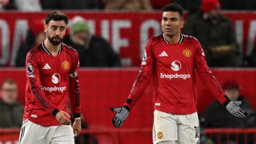 Why Manchester United's midfield is a 'recipe for disaster'
