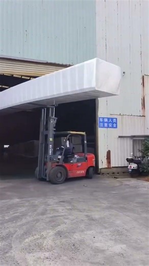 Master Forklift Skills: Industrial Precision! #صناعة #لوجستيات #Forklift #IndustrialTech