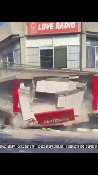 7.8 magnitude earthquake SHOOK Philippines and leaves 19 DEAD