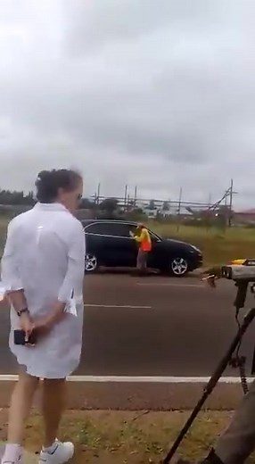 'Cold drink' negotiation gone wrong.👮‍♂️ | Report Focus International