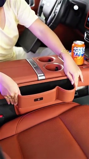 part 35 Car gap storage box especially suitable for storing water cups and small items no longer