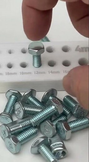 Amazing Mini Axe Action! 🪓🔥