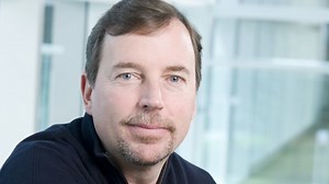 Yahoo investigating CEO's record