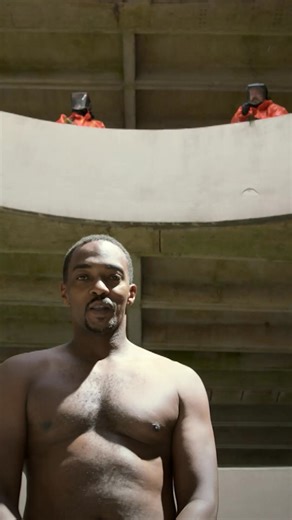 1.3M views · 6.9K reactions | Even afspoelen!  In deze game-verfiming  moet Marvel-ster Anthony Mackie zich zien te redden in een post-apocalyptische wereld. NIEUW bij Veronica: Twisted Metal | Vanaf maandag 9 juni wekelijks om 20:30 | Veronica TV | Facebook