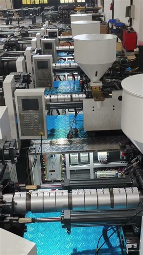 160T injection molding machine #machine #injection #plastic