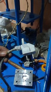 Make Your Own Electric Iron Plug with 3 number moulding machine