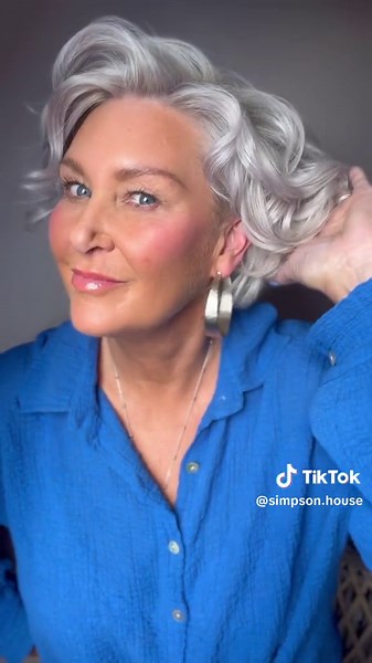 Ad @Matrix Total Results So Silver Shampoo and Total Results So Silver Conditioner are my new go to favourites to help correct my unwanted yellow undertones. They are perfect for blond, platinum and silver hair and use cool pigments to combat warmth. My fragile hair now feels hydrated, silky and soft and still looks fabulous between salon visits. #ad #matrix #hair #hairtutorial #hairtransformation #haircare #haircolor #purpleshampoo #silverhair