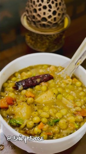 Easy green peas curry 💚 tasty 😋 #food #recipe #curry #greenpeas Daily Dose❤️