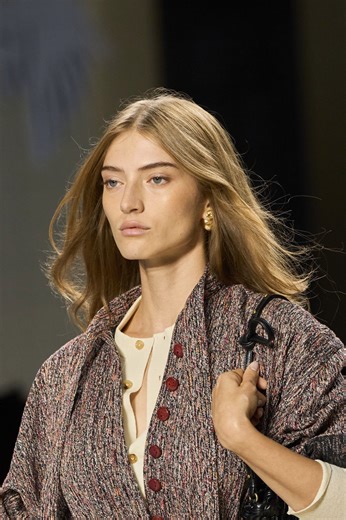 Butterfly Cut: ritorna il taglio a farfalla per l'Estate 2025