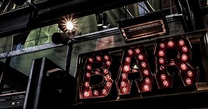 How to Buy a Round of Drinks for the Bar