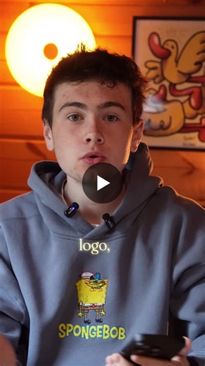 Le logo AC/DC : 47 ans sans une retouche. Voici pourquoi.En 1977, le designer Gerard Huerta crée le logo définitif d'AC/DC pour Atlantic Records. Typographie gothique, éclair symbolique, cohérence… | gabin delignieres