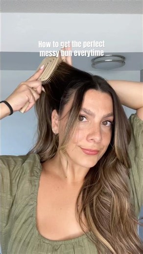 Get the PERFECT messy buns EVERYTIME! #messybuntutorial #easyhairstyle #hairbun