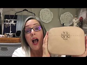 TORY BURCH McGRAW LEATHER CAMERA BAG & WHAT FITS IN IT