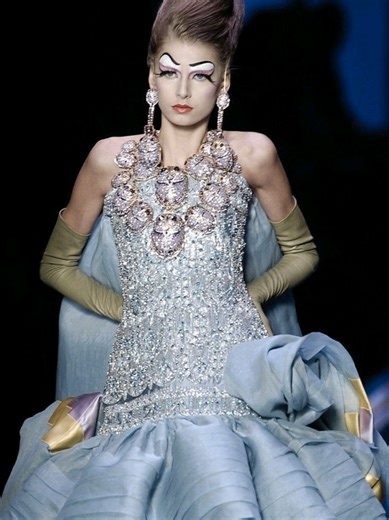 Galliano Dior HC SS 2004: Fashion Runway Highlights