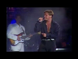 Luis Miguel & Frank Sinatra - Come Fly With Me (1996) 4K