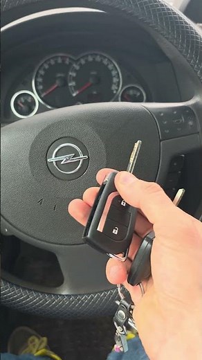 OPEL MERIVA A IGNITION KEY BUY FLIP CHIP KEY DUPLICATE MAKE CAR KEY MINSK