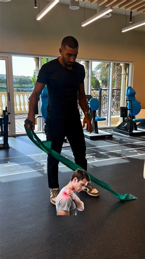 Most people skip the basics… and that’s why their shoulders hurt. This simple overhead movement builds stability, activates the rotator cuff, and protects you during any overhead task — gym or daily life. Stronger shoulders = fewer injuries 💪🏽 #shoulderpain #shoulderpainrelief #injuryprevention #sportsinjury #physiotherapy | Tamim Hamoud