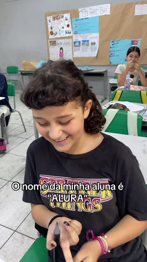 A Professora e Aluna Alura: Um Relato Inspirador