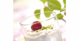 Tiramisu pistache et sa mousse de fruits rouges