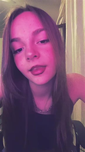 Video di _anna_carrubba__ (@anna_carrubba__) con suono originale - ilaa💄🥀