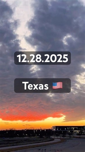 Texas Sunset 🌅 Red & Orange Clouds & Crescent Moon Magic🌙 #moonandsun #sun #moon #space