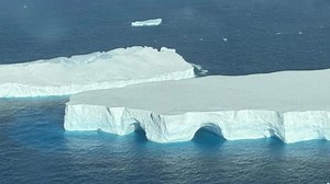 Sky News flies over the world's biggest iceberg