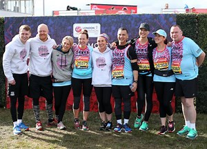 EastEnders Stars Line Out For London Marathon For Barbara Windsor