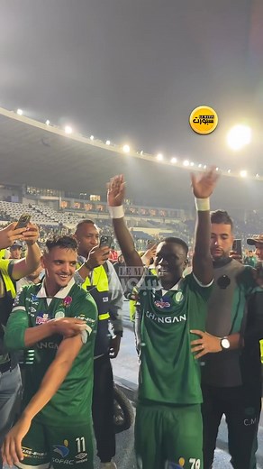 483K views · 22K reactions | ساخو يذرف الدموع بعد الفوز ويتلقى دعماً كبيراً من مكونات الرجاء وجماهيره #الرجاء_الرياضي #الكوكب_المراكشي #LeMatinSports | Le Matin Sports - لوماتان سبورت | Facebook