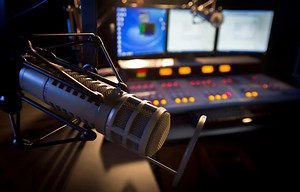 44 mil estaciones de radio en el mundo - UNAM Global