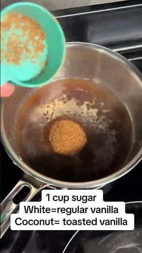 Easy homemade vanilla coffee syrup recipe! ☕️🤩 #homemadecoffeesyrup #vanillasyrup #momsoftiktok