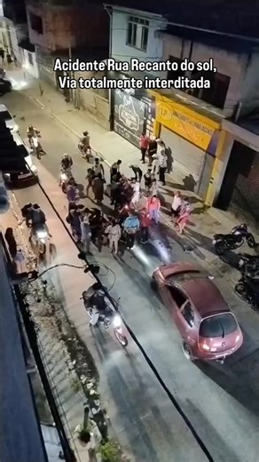 𝗔𝗰𝗶𝗱𝗲𝗻𝘁𝗲 𝗲𝗻𝘃𝗼𝗹𝘃𝗲𝗻𝗱𝗼 𝗱𝗼𝗶𝘀 𝗺𝗼𝘁𝗼𝗾𝘂𝗲𝗶𝗿𝗼𝘀 𝗻𝗮 𝗥𝘂𝗮 𝗥𝗲𝗰𝗮𝗻𝘁𝗼 𝗱𝗼 𝘀𝗼𝗹, Segundo informações passadas por seguidores, dois motoqueiros se envolveram em um acidente no começo desta noite de domingo na Rua Recanto do sol.(𝗲𝗻𝘁𝗿𝗮𝗱𝗮 𝗱𝗼 𝗥𝗲𝗰𝗮𝗻𝘁𝗼) Não temos informações sobre as vitimas E segundo informações via estaria interditada | Recanto Verde do Sol
