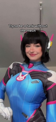 D.Va Overwatch Cosplay | OW2 Cosplays & Mech