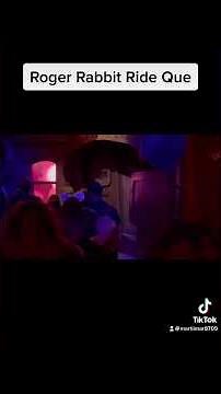 Roger Rabbits Car toon spin Ride queue. Disneyland toontown