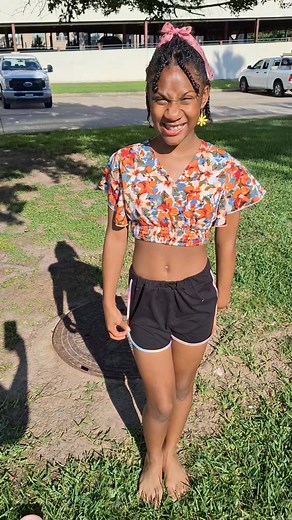 Guess who's graduating from 5th grade!!??? 🎓 👩‍🎓 🎓 | Raquel Phillips