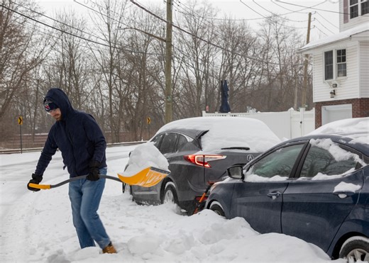 New York City Emergency Management details snow clearing rules for sidewalks
