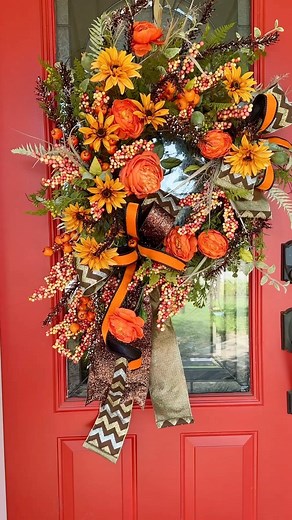 Beautiful Fall Door Wreath #fallwreath #falldecor #autumnwreathmaking #thanksgivingwreath | Sisters Floral and Gift
