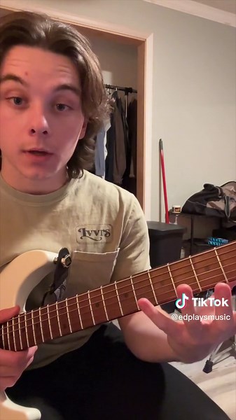 Master Better Bar Chords for Guitar Playing