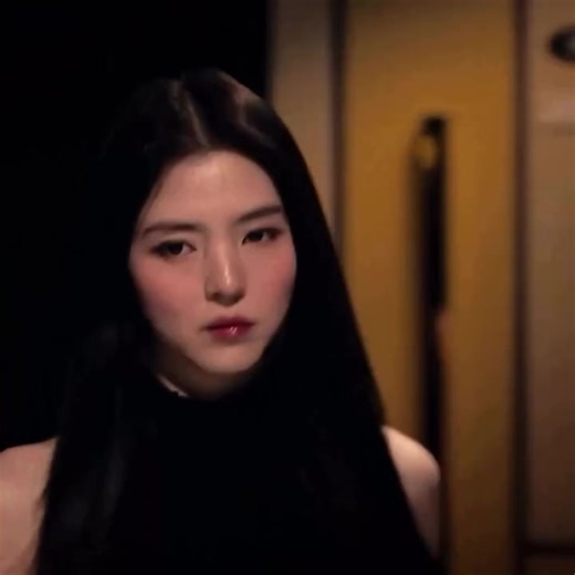 Exploring the Charm of Han So-hee