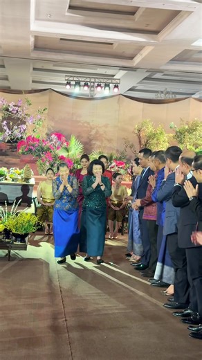 វីដេអូ​របស់ The Pink Wedding (@thepinkwedding) ជាមួយ original sound - Jen Jen