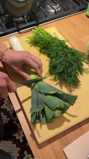 @cabagges.world on Instagram: "miso salmon chowder 🍋 a warm and hearty winter soup recipe w a bright finish of some hot sauce, lemon and dill"