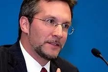 John Ackerman habla de su judaísmo y de México como Estado laico