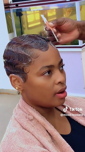 Mastering Finger Weaves Techniques for Stunning Hairstyles