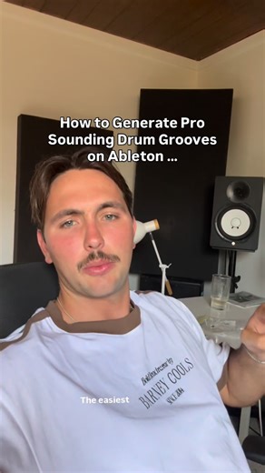 Curtis Young on Instagram: "How to random midi generators and sequencers to instantly create unique percussive grooves! The simplest way to randomise single note hits and extract a new midi clip 🥁 #producertips #ableton #techhouse"