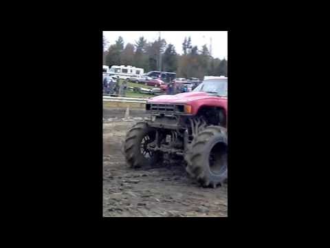 BluePrint Engines 632ci BBC crate engine in mud truck