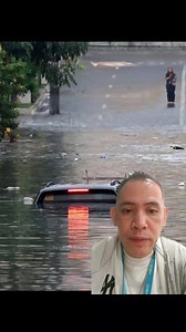 BAHA sa Mother Ignacia St corner Act. Esguerra Street sa QC #baha #flood #FloodControlProjects #ulanreels | Erwin Ybañez