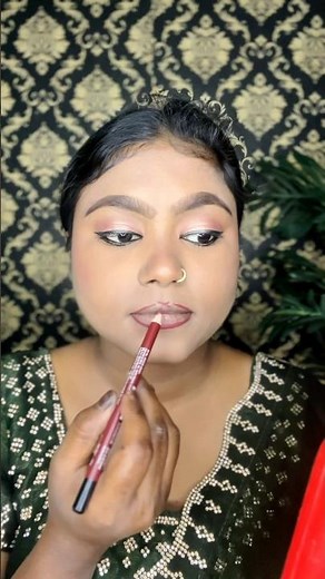 Easy Lipstick Tutorial for Beginners✅ Perfect Lipstick Application Step by Step | #ytshorts #shorts