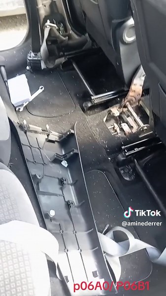 défaut airbag P06A0-P06B1 problème résolu