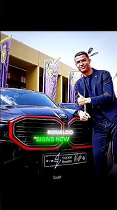 Ronaldo vs Mini Ronaldo signature #football​ #ronaldo​ #shorts​